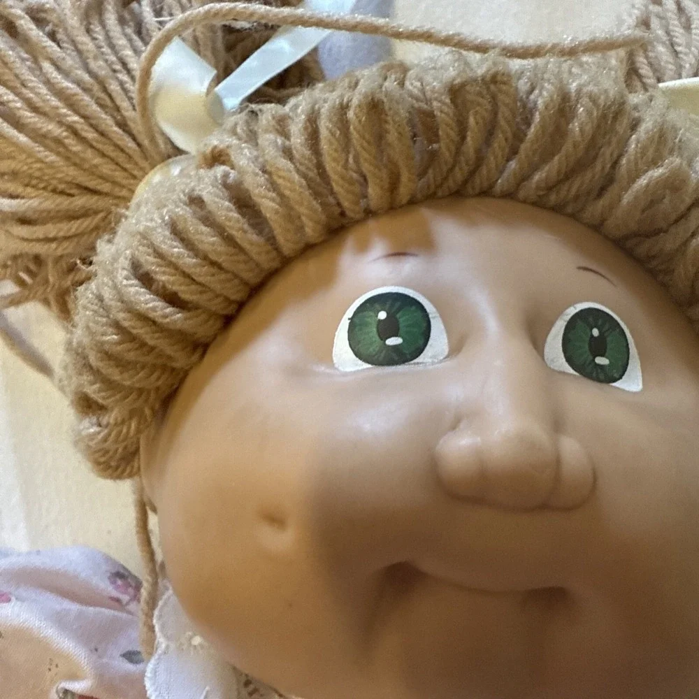 Authentic Cabbage Patch Kid Blonde Hair‎ Green Eyes Doll 1983 Black Signature KT